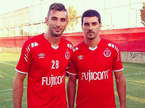 יפה להם אדום? פלאח ואזולאי (דף הפייסבוק של הפועל ת"א)