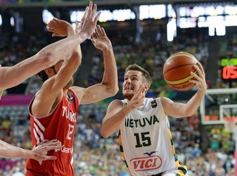 לא היה פשוט בברצלונה (אתר פיב"א)