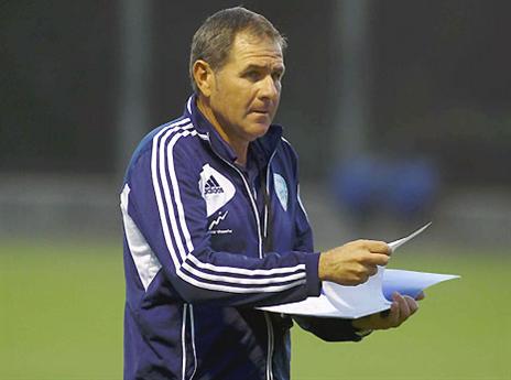 סגור על ההרכב. גוטמן (אלן שיבר)