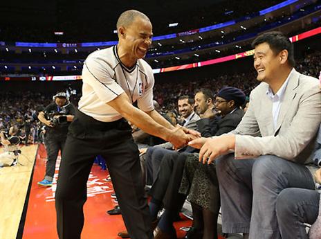 גם יאו מינג הגיע לתת כבוד (GETTYIMAGES)