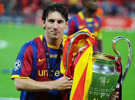 3 גביעי אלופות (GETTYIMAGES)