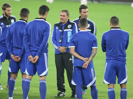 "אסור לזלזל בבסוניה" (צילום: יוסי שקל)