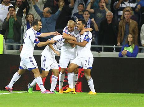 "ניסו לצייר מתיחות עם זהבי. הכל בסדר בינינו" (אלן שיבר)