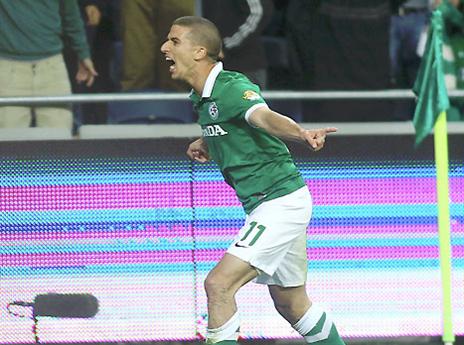 יחכה על הספסל? ורד (אלן שיבר)