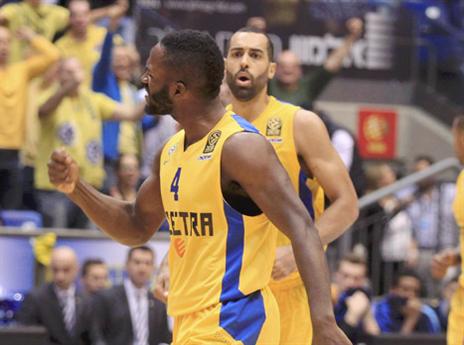 פארגו, להוציא את הכדור מהידיים שלו (אלן שיבר)