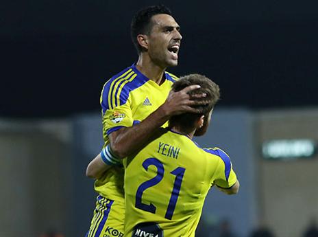 לא מפסיק להפציץ. ערן זהבי (דני מרון)