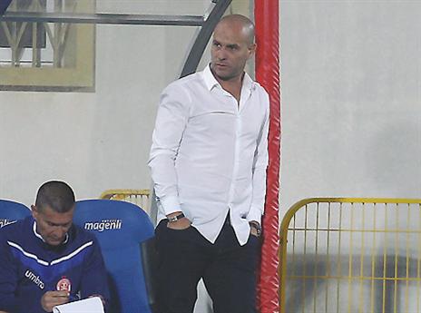 לא הולך לשום מקום. דומב (אלן שיבר)