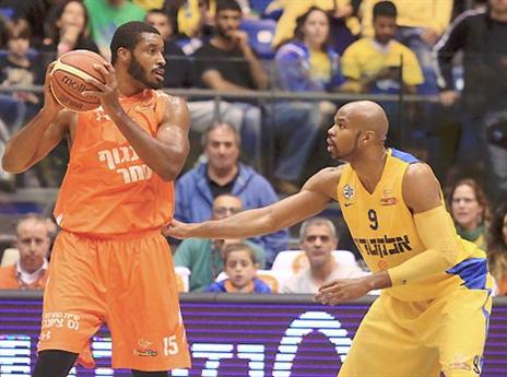 קרייג סמית', נתקע בהיכל (אלן שיבר)