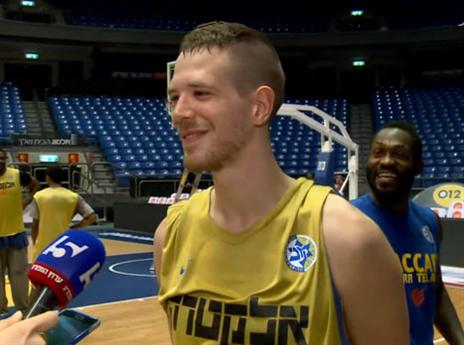 צפו בלינהארט חוטף...ונשאר אדיש