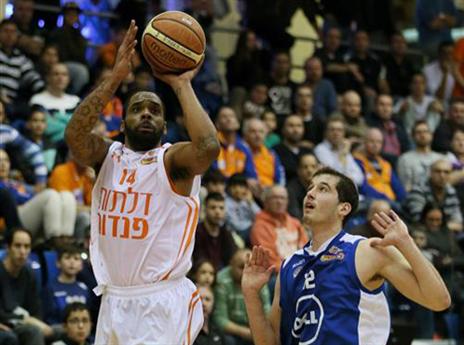 ווינר שוט. סוואן (ספי מגריזו, איגוד הכדורסל)