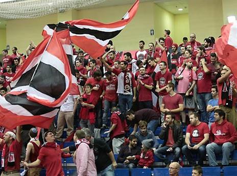 האוהדים מבסוטים, יש חצי גמר (עודד קרני איגוד הכדורסל)