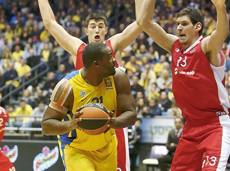 שמור על הכדור. סופו (אלן שיבר)