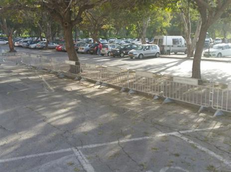 ויש גם מחסומים