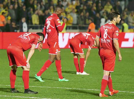 אפשר באמת להשאיר את הבלאגן בצד? (צילום: אלן שיבר)