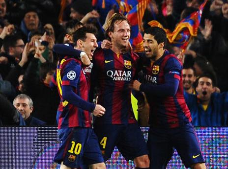 שיעור בריקוד. מסי חוגג עם הכובש רקיטיץ' (gettyimages)