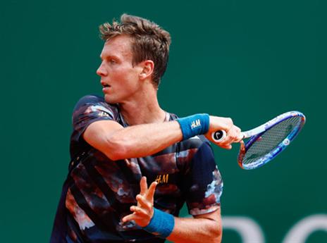 ברדיך מחכה לנולה בגמר (gettyimages)