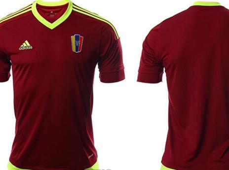 ונצואלה שמרה על המסורת ותופיע באדום