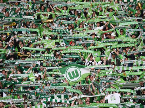 בעננים. אוהדי וולפסבורג (gettyimages)