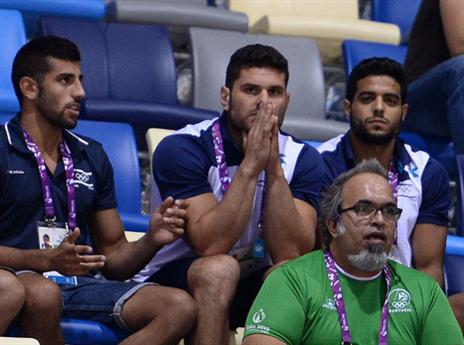 האח אלון תמך מהיציע (הוועד האולימפי)