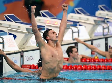 ג'יימס גאי, הדהים ב-200 (gettyimages)