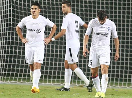 "סטירה מצלצלת" (אלן שיבר)