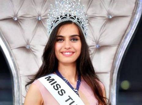 גולשה בהכתרה כמיס טורקיה