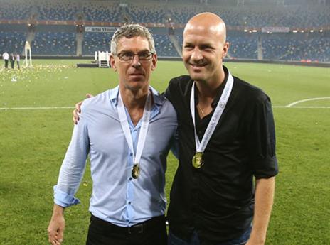 י"ציבות". קרויף וגולדהאר (אלן שיבר)