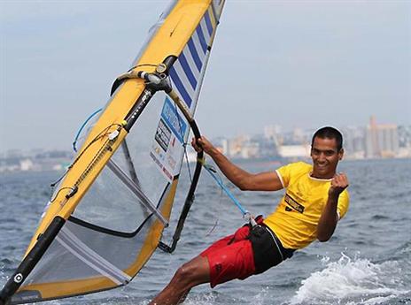 אפילו קוקלאניס מגיע