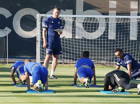 יחסר 3 שחקנים. יוקאנוביץ'