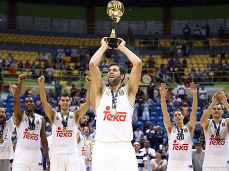 רייס. שוב הוא מניף (פיב"א)