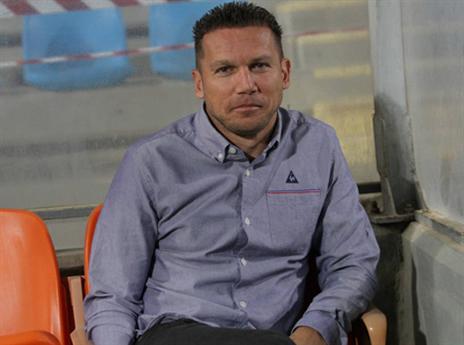 ממשיך באותו ההרכב. בכר (יוסי שקל)