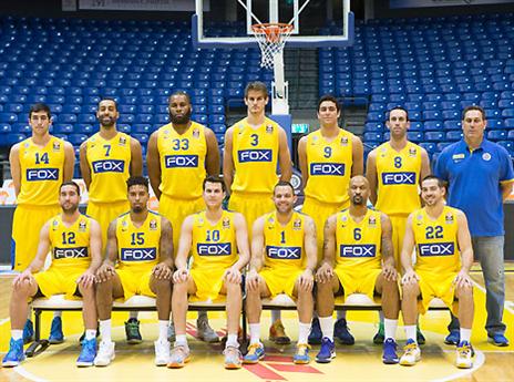 התמונה הקבוצתית המסורתית ללא פבראני ואמבקווה (עודד קרני)