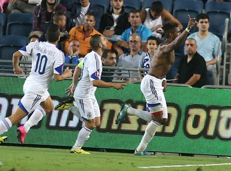 הפסידו לנבחרת חלשה ואכזבו את העם (אלן שיבר)