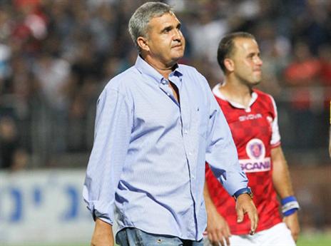 חוטף, אבל לא יודע למה. אלי כהן (דני מרון)