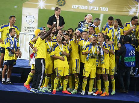 אימפריה זוללת תארים, רק תתנו לה יריבה ראויה (אלן שיבר)
