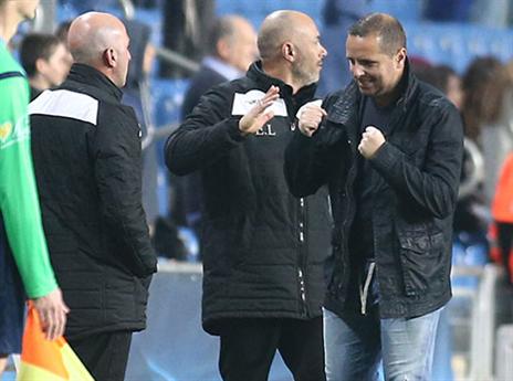 רן בן שמעון היה מרוצה בסיום הניצחון (אלן שיבר)