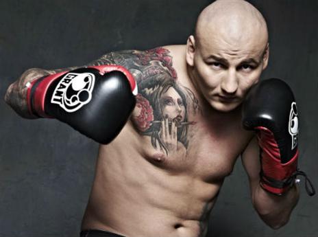 מקרבות רחוב, לקרבות בזירה