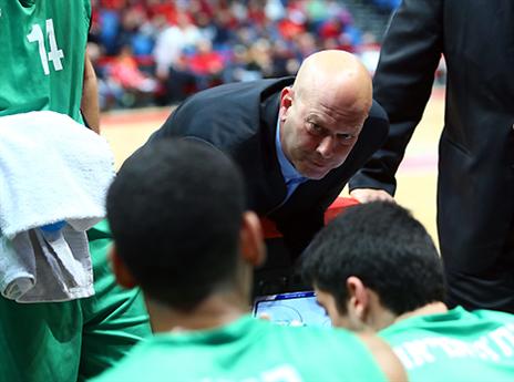 הקבוצה שלו בכושר נהדר. הדר (מנהלת הליגה)