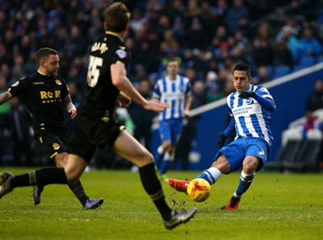 כיאל מבקיע את שער היתרון של ברייטון (getty)