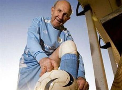 מסי סתם לחברים של הסבא את הפה