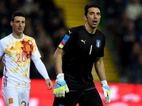 בופון ואדוריס באודינה (Getty)