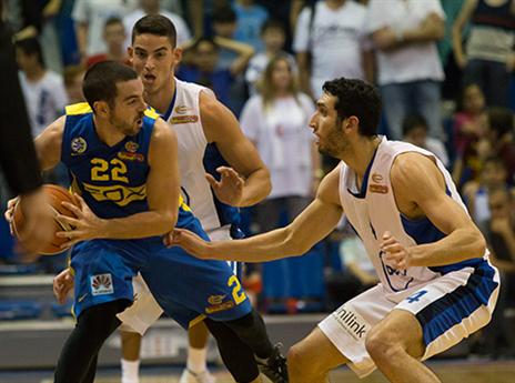 משחק נהדר שלו. רוצ'סטי (עודד קרני)