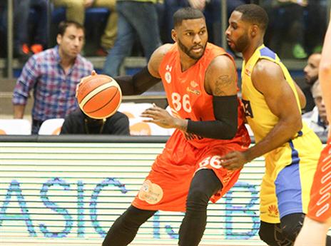 דריל מונרו. ראשל"צ שוב במשבר (צילום: דני מרון)