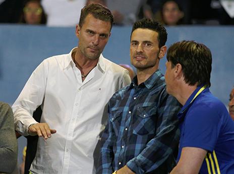 שטראובר וזוארץ התרשמו מהביצועים על כר הדשא? (אלן שיבר)