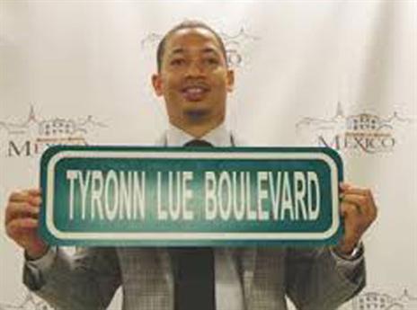 תמיד הוא יוכל לחזור לרחוב טיירון לו