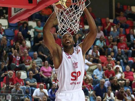 ראשי הפועל יגיעו לבקרה (צילום: אלן שיבר)