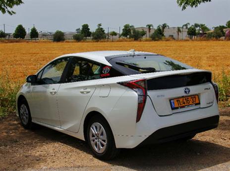 (אופיר דואק)