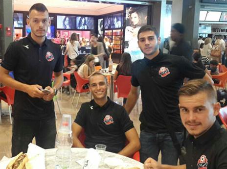 פלקושצ'נקו וחבריו לפני ההמראה