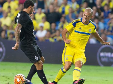 מכבי ת"א בסכנת הדחה (עודד קרני)