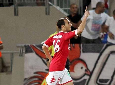 בינתיים הוא לא חוזר להפועל. דמארי (אלן שיבר)